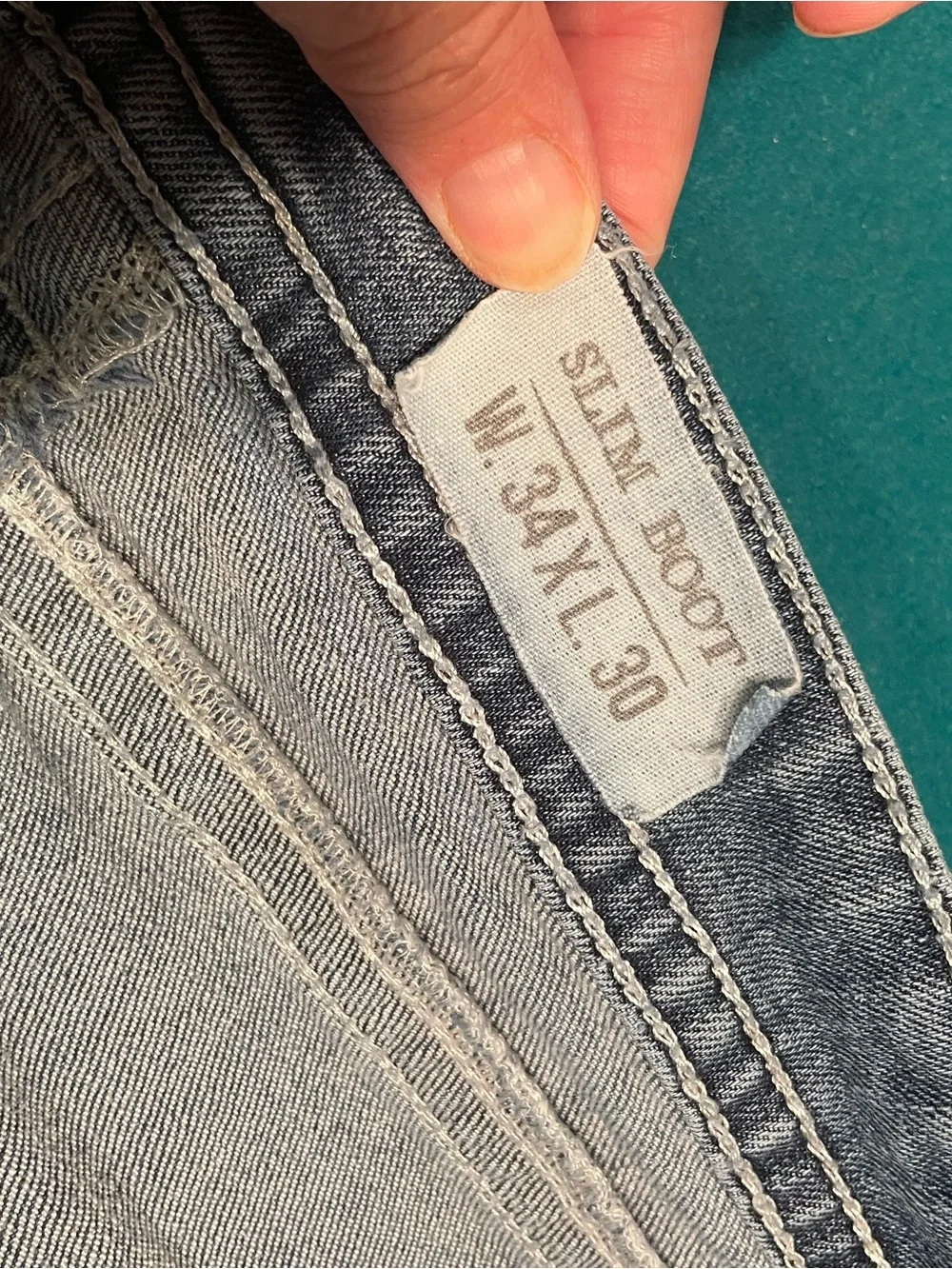 Slim Men’s Jeans in Light Washed Blue